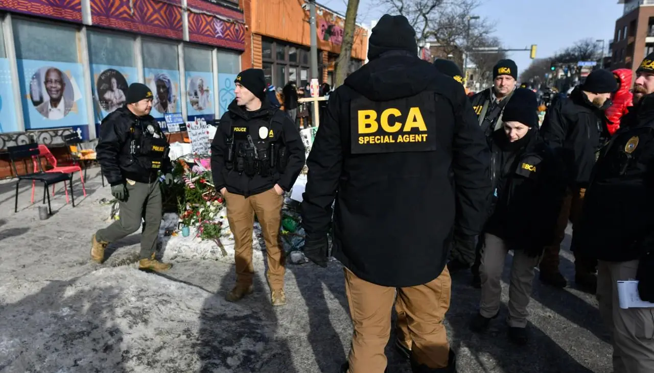 Segunda muerte durante represión policial en Mineápolis aumenta la presión sobre Trump