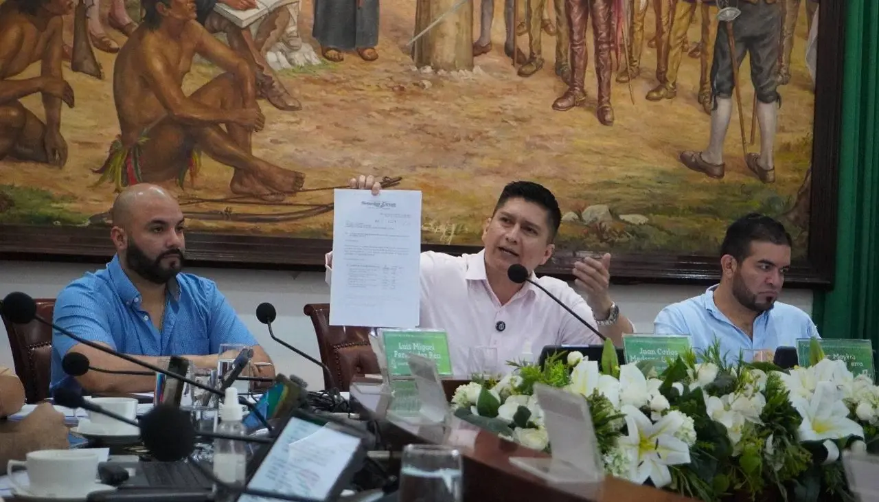 “Jhonny no podrá hacer gestión desde Palmasola”: Medrano dice que esperan notificación para evaluar acciones en el Concejo