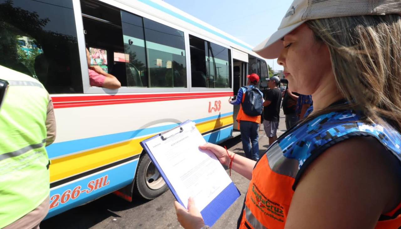 Concejales cruceños califican de poco seria la propuesta de Jhonny para subir el pasaje