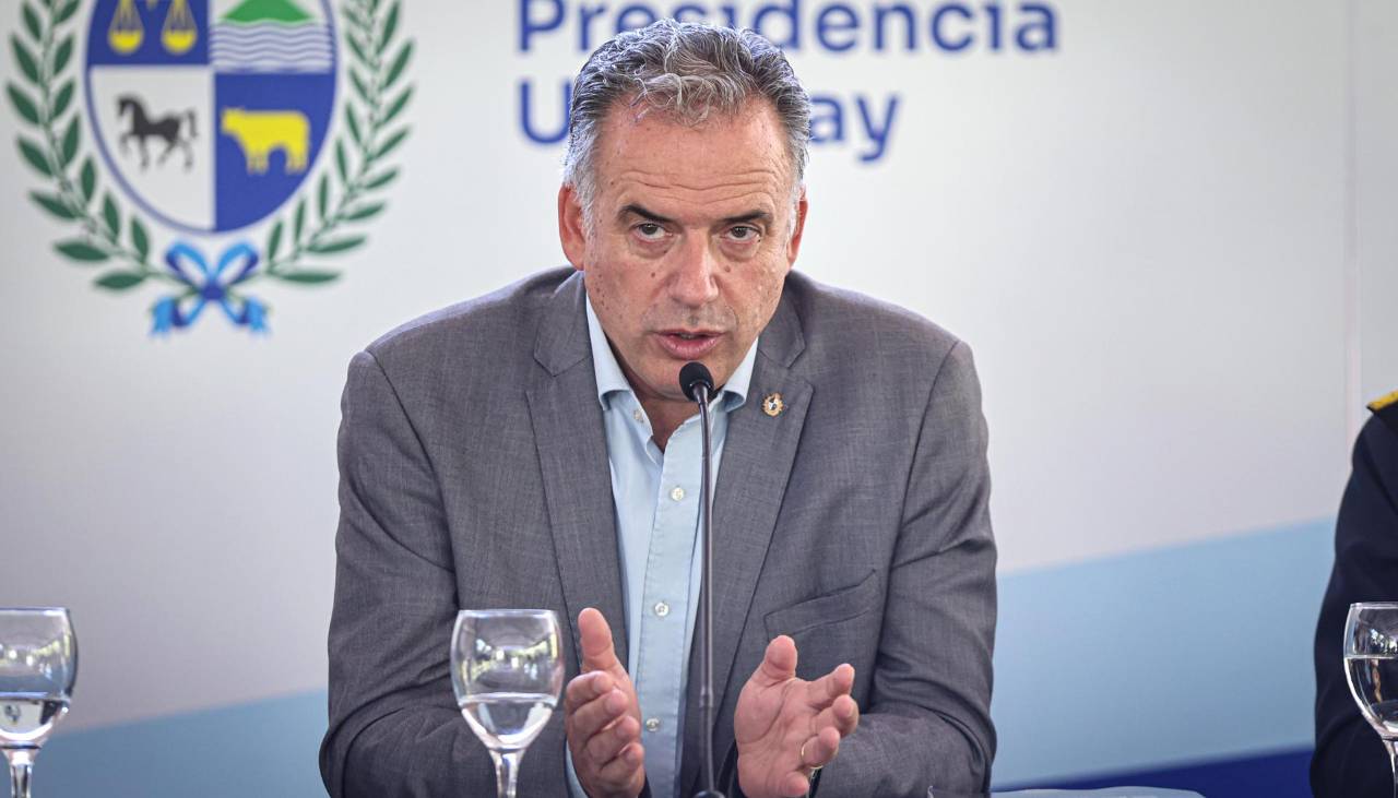 Uruguay planea ampliar presencia militar en fronteras para frenar al narcotráfico