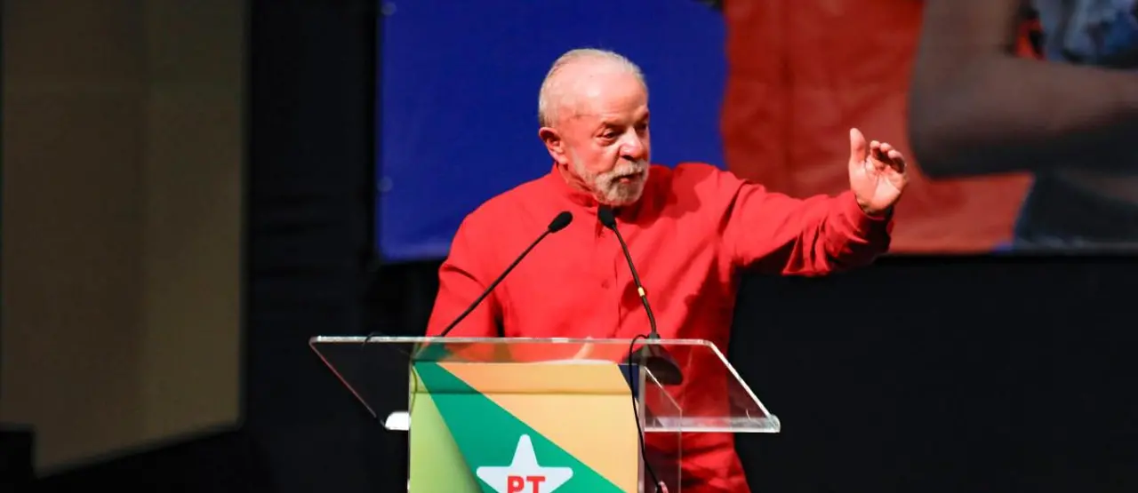 En medio del conflicto por aranceles, Lula dice que no olvidará que EEUU ayudó a dar un golpe en Brasil 