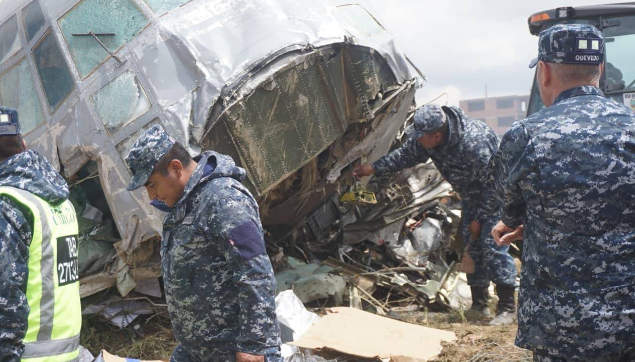 Tragedia en El Alto: FAB busca la caja negra y evaluará los factores climáticos en el momento del accidente