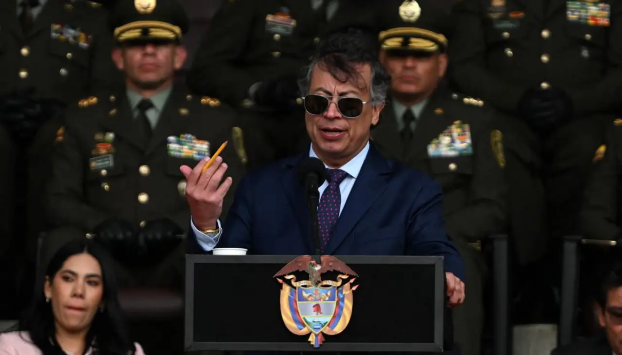 Colombia moviliza militares a la frontera con Venezuela tras ataques de EEUU
