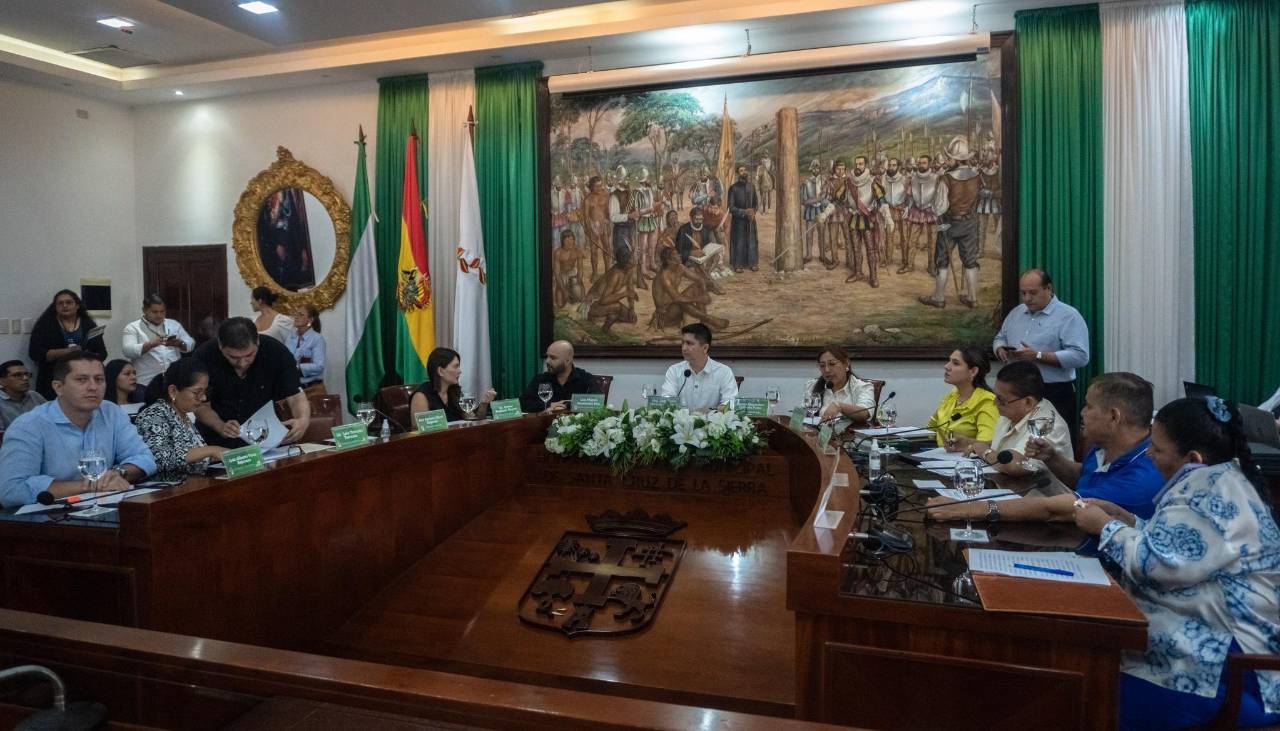 Medrano anuncia sesión para elegir alcalde interino, concejal Terrazas dice que no hay convocatoria