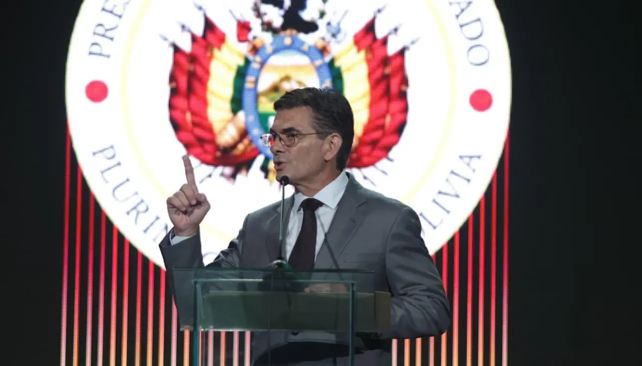 “Esta es su casa, aquí pueden invertir”: El mensaje de Rodrigo Paz a empresarios del exterior