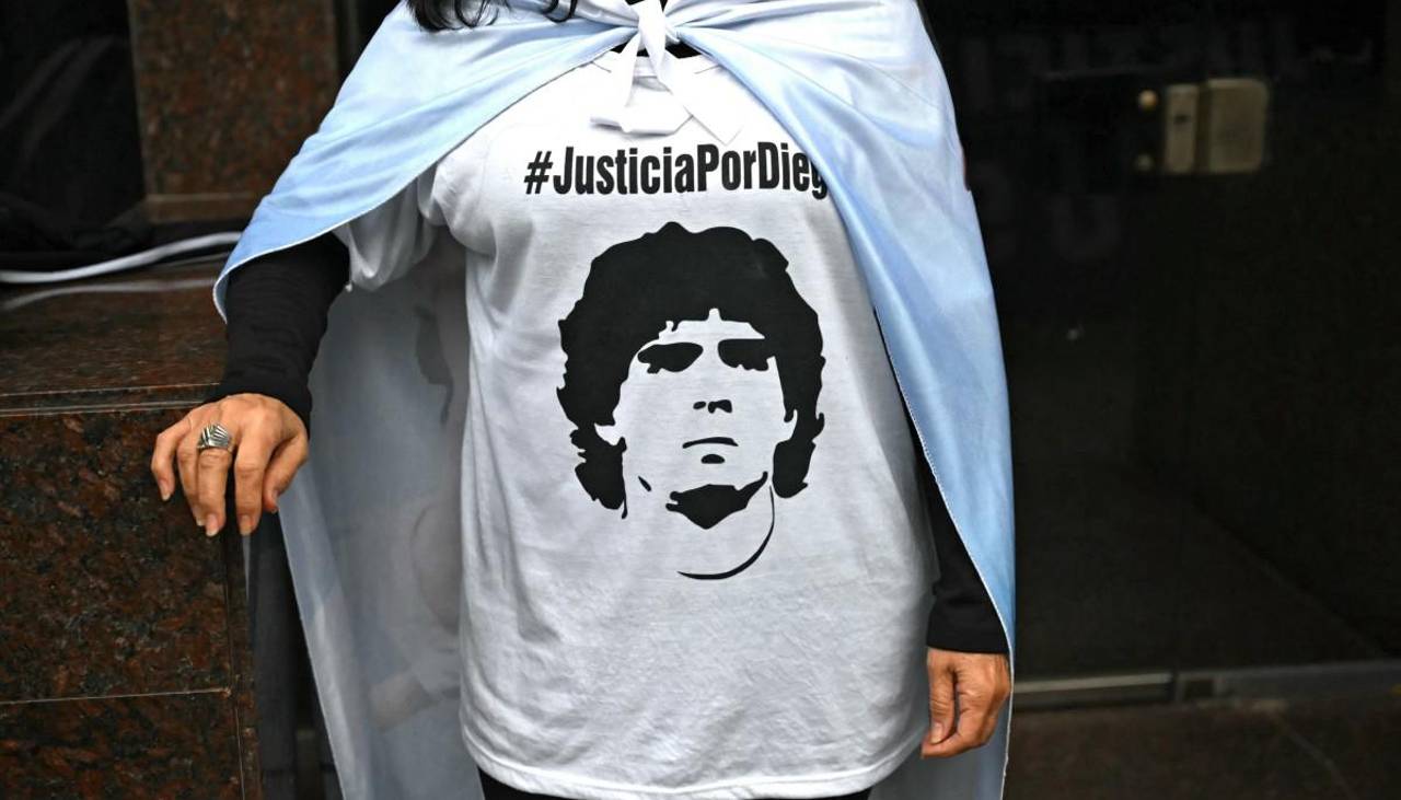 Último testigo del juicio no descarta que Maradona muriera por covid-19 en plena pandemia
