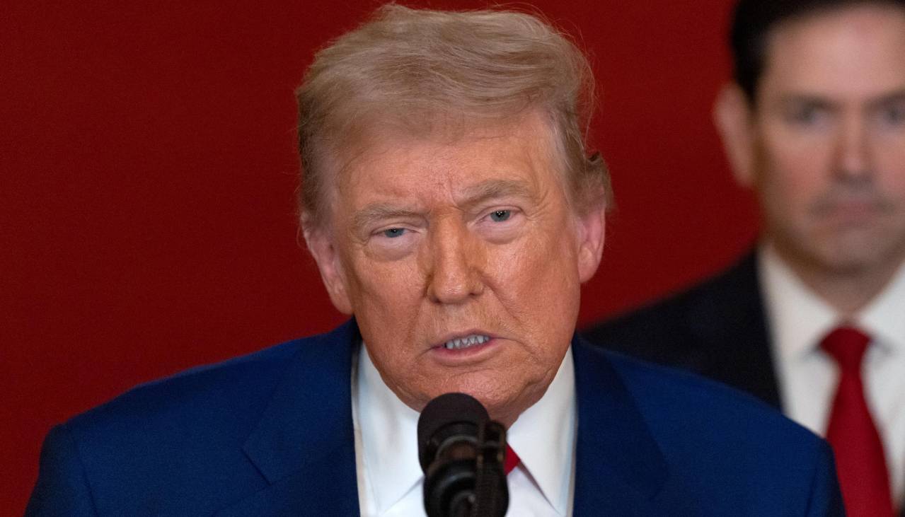 Trump sugiere respaldo a un “cambio de régimen” en Irán