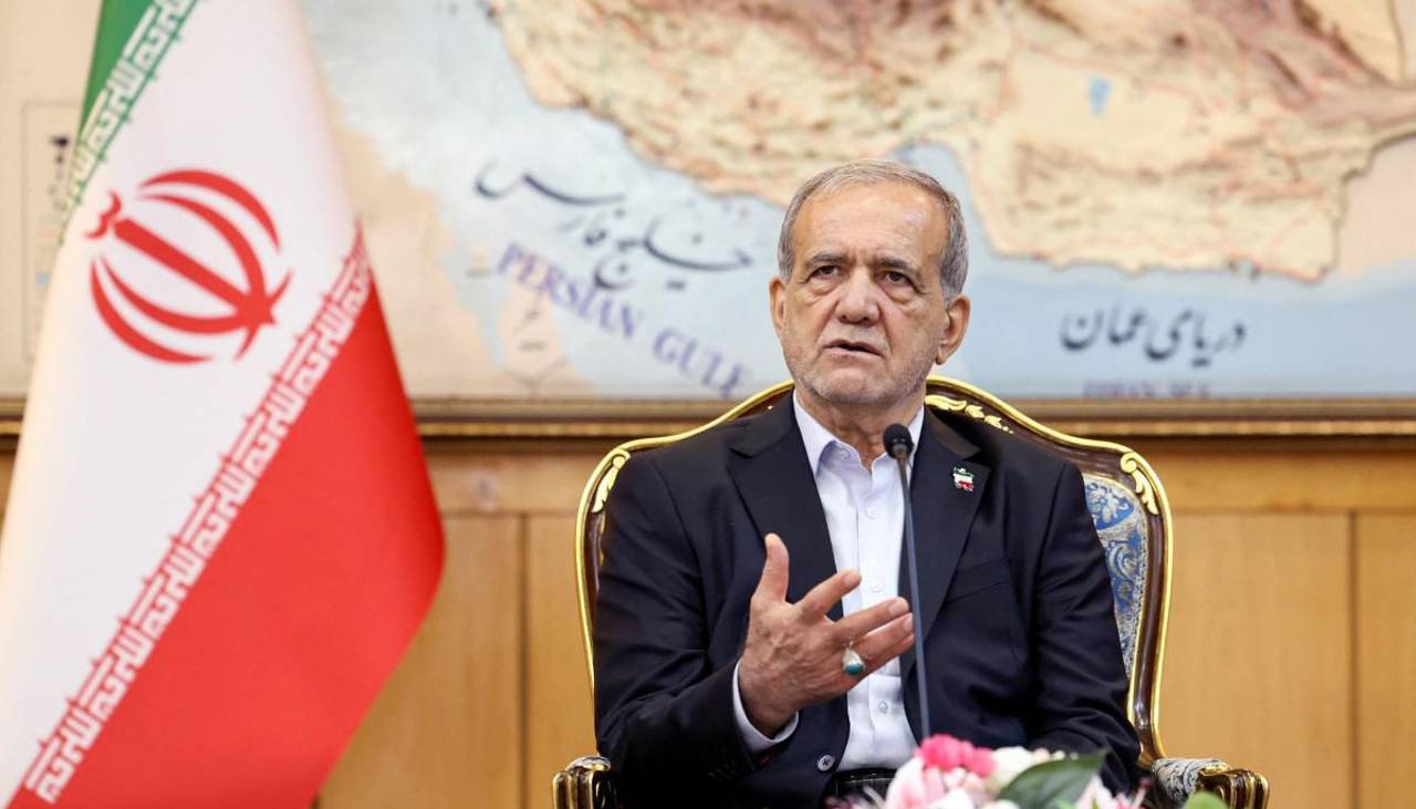 Presidente iraní dice que su país no se rendirá a EEUU ni a Israel