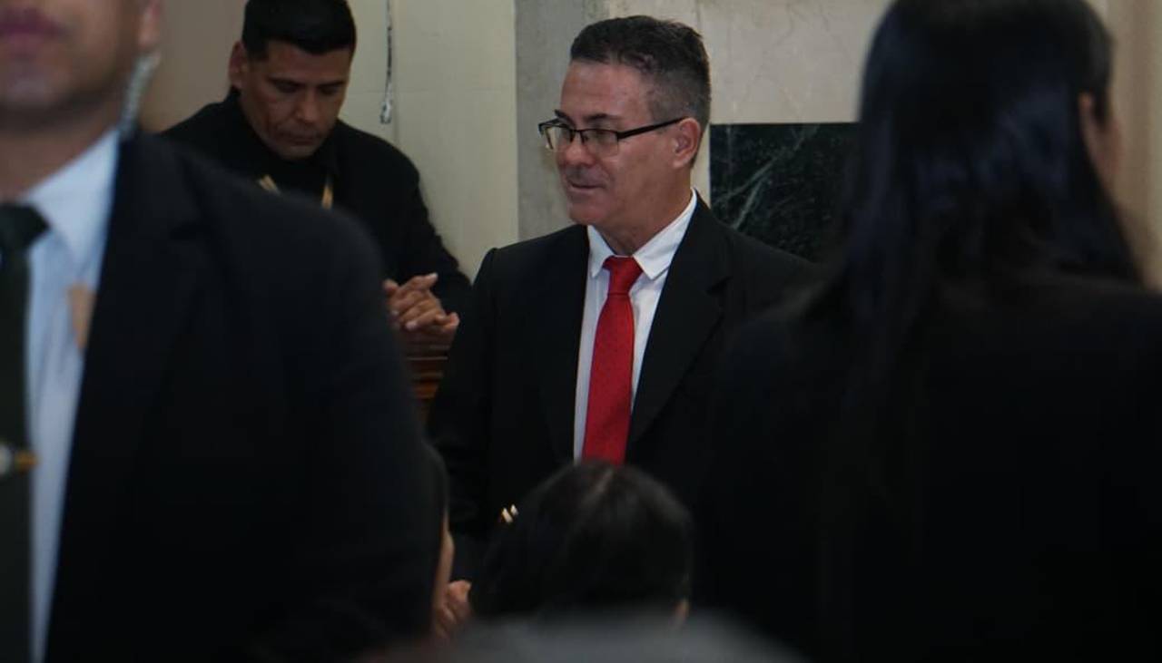 Fiscal general interino advierte: “Si alguien viene a ofrecerme plata, no lo haga, porque va a ser detenido”