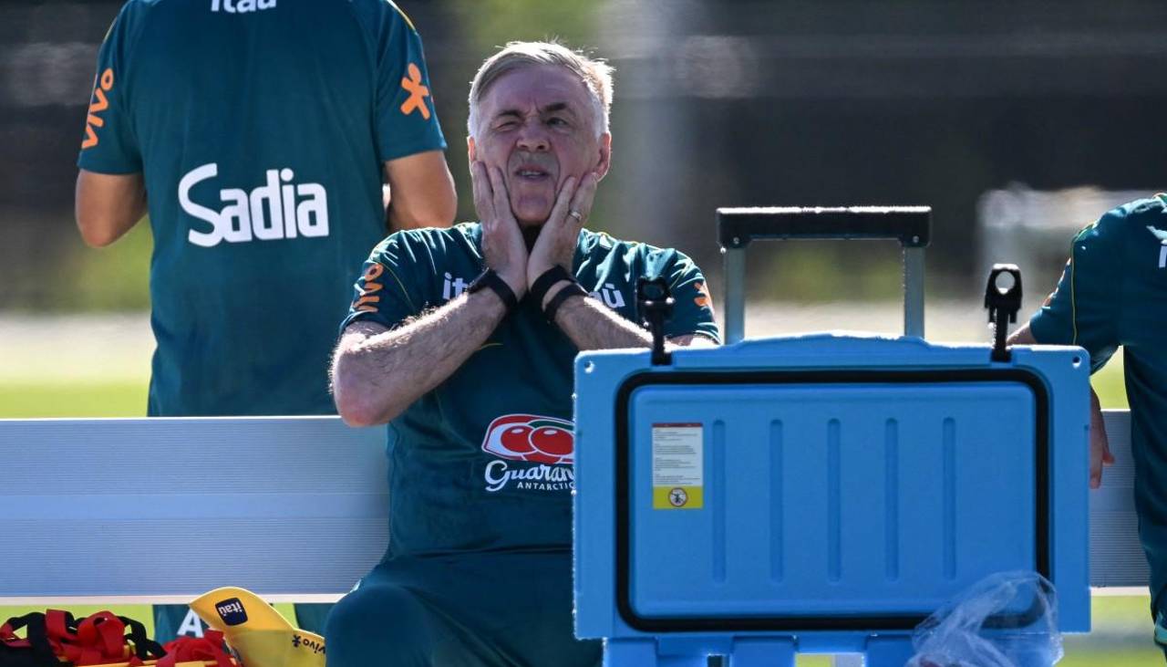 Los laterales, un dolor de cabeza para Ancelotti en la selección brasileña