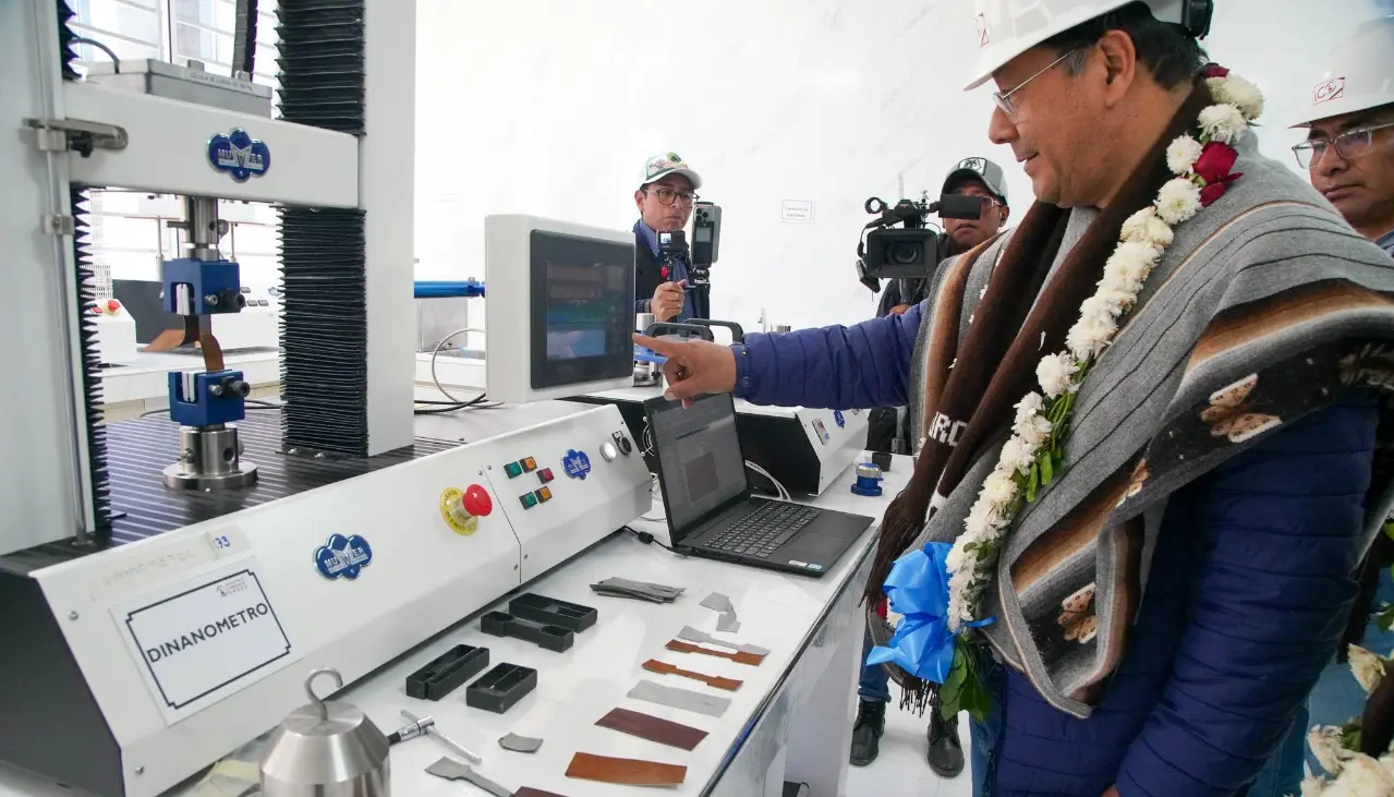 La planta de camélidos de Oruro es tan grande que si opera al 100% “vamos a extinguir a las llamas”, advierte la oficina de las empresas públicas