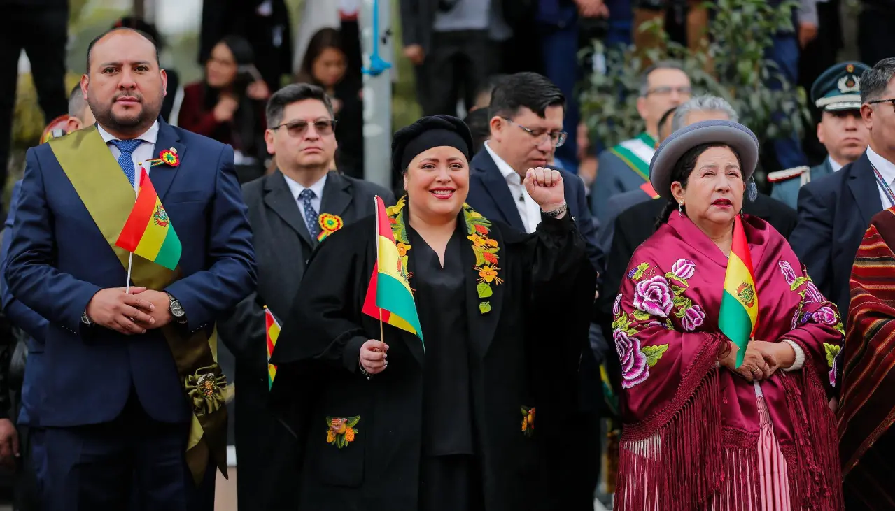 Los ministros renunciarán a sus cargos el miércoles, en el último gabinete de la ‘era Arce’, anuncia viceministro
