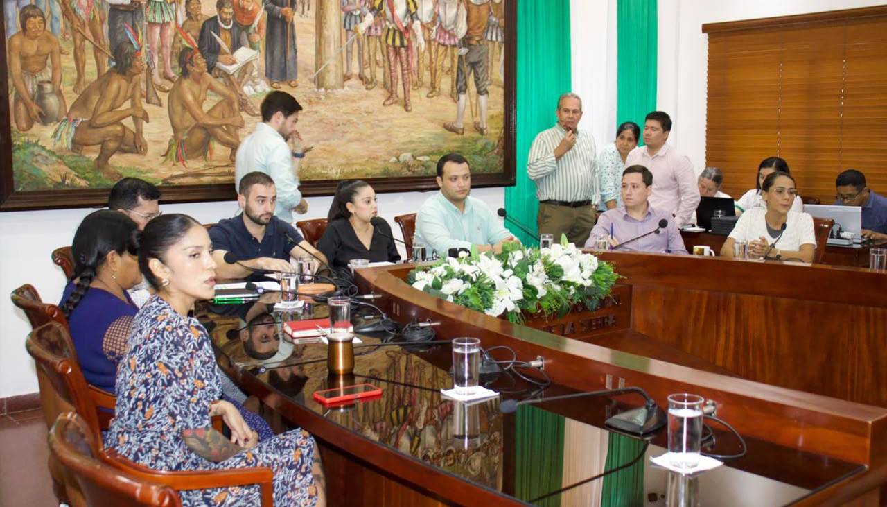 Santa Cruz: Comisión aprueba informe técnico que fija la tarifa de Bs 3,50 para mayores y pasa a sesión del Concejo