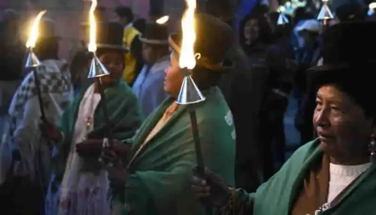 ¿La Paz tendrá dos desfiles de teas? La Gobernación y la Alcaldía anuncian fechas distintas, esto es lo que se sabe