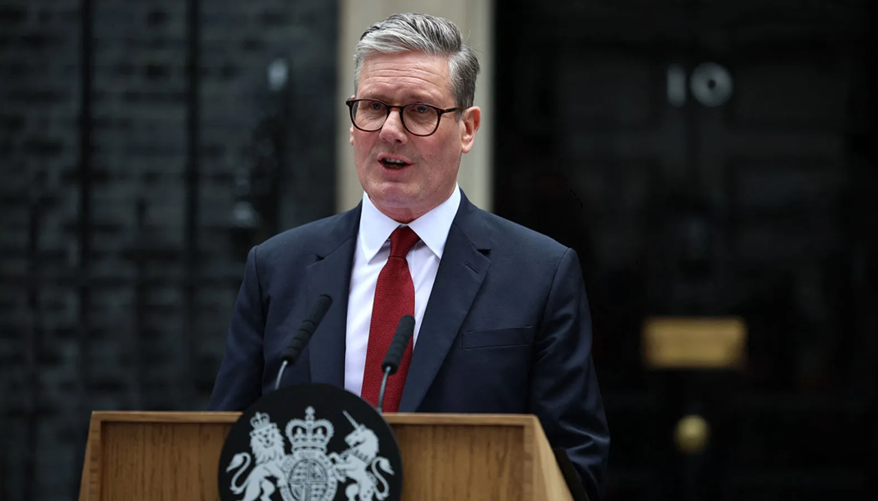 Keir Starmer anuncia su renuncia al cargo de primer ministro británico