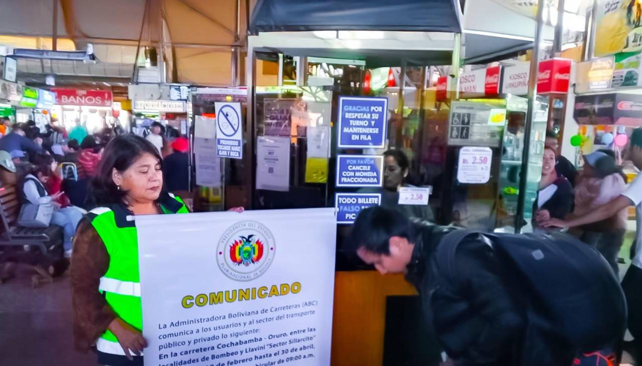 Rige restricción vehicular en el tramo Llavini-Bombeo que une Cochabamba con Oruro hasta el 30 de abril 