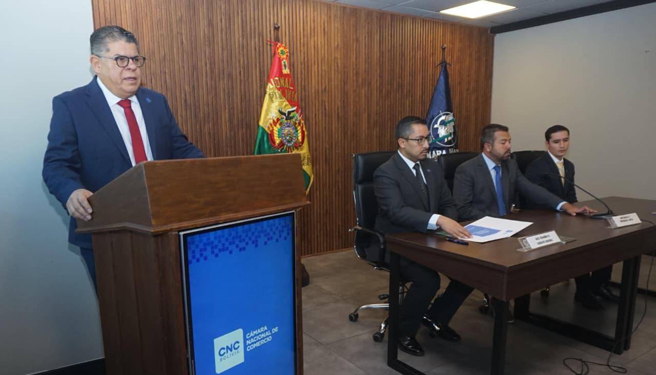 Ante millonarias pérdidas, la Cámara de Comercio anuncia proceso contra la COB y la Túpac