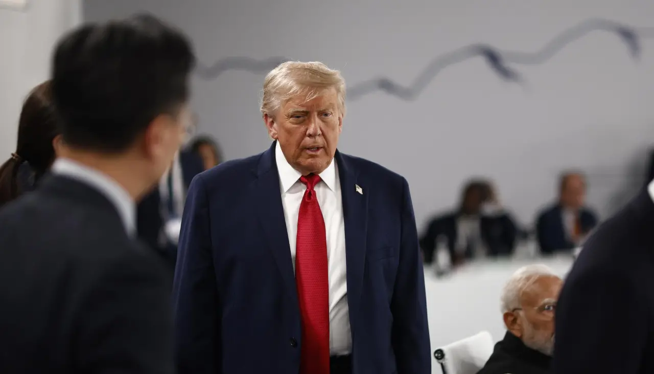 Trump dice que el texto del acuerdo con Irán “no es definitivo” y puede haber “más bombas”