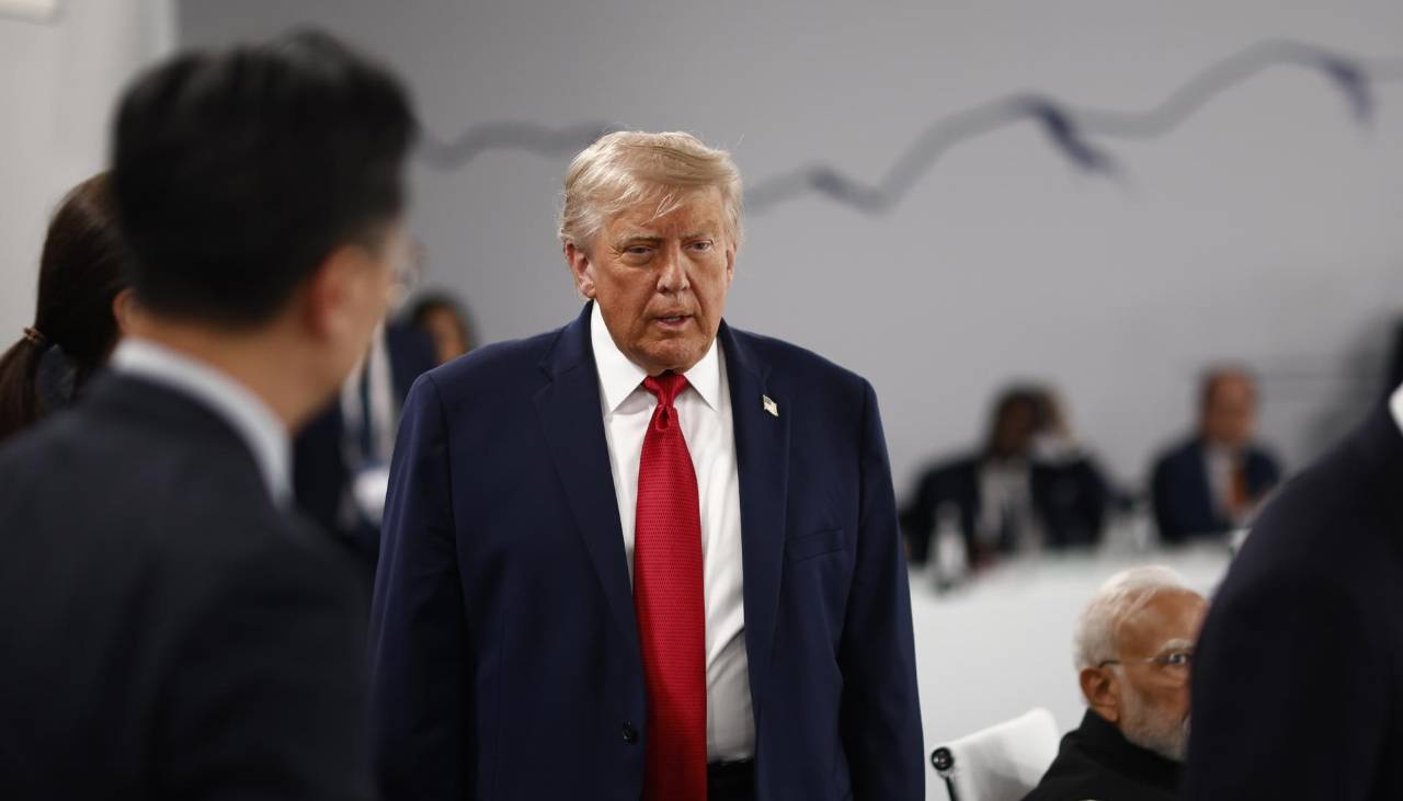 Trump dice que el texto del acuerdo con Irán “no es definitivo” y puede haber “más bombas”