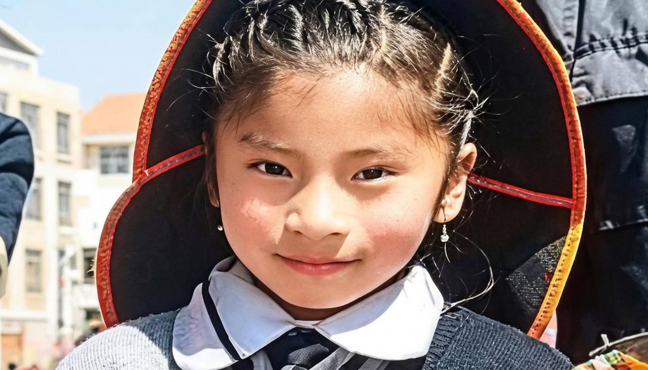 Niña de 9 años desaparece tras salir de una iglesia en El Alto; su hermana menor fue encontrada un día después en Viacha