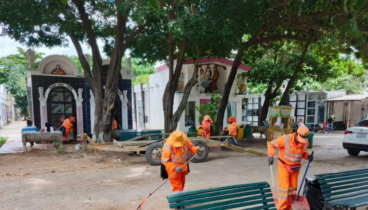 ¡Atención! Alcaldía cruceña cerrará este viernes y sábado los 26 cementerios por trabajos de limpieza y fumigación