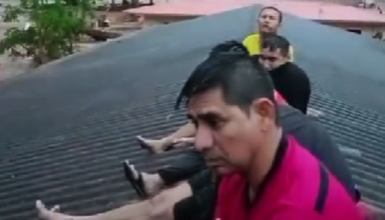 “¡Estamos sobre los techos!”: Frente a la emergencia en El Torno, se activa operativo terrestre y aéreo 