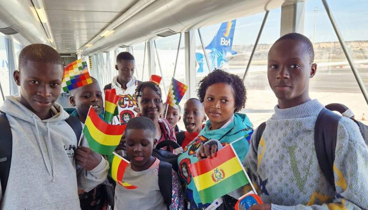 Nansana Kids ya está en Bolivia; el Carnaval de Oruro y el Salar de Uyuni, serán algunos de los atractivos turísticos que visitarán