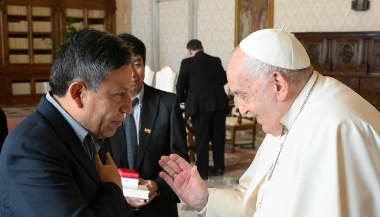 Vicepresidente Choquehuanca se reúne con el papa Francisco en el Vaticano y hablan de justicia y medio ambiente