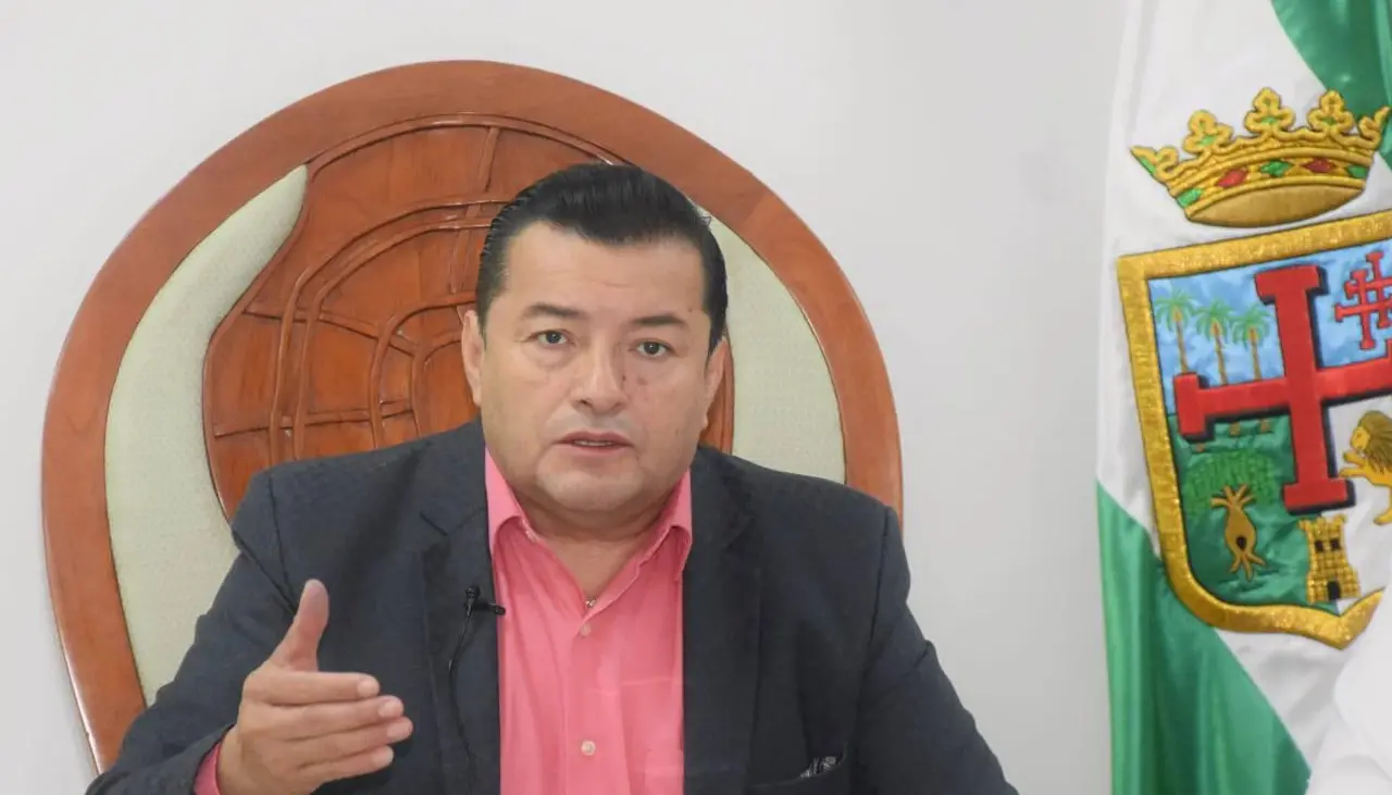 Fecha de entrega del desayuno escolar en Santa Cruz de la Sierra aún es incierta y Jhonny dice que se ajustó precios en la licitación vigente