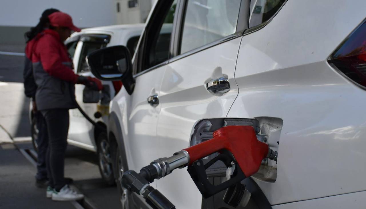 ¿Cuándo se normalizará la venta de combustibles en La Paz? Esto es lo que dice el Gobierno