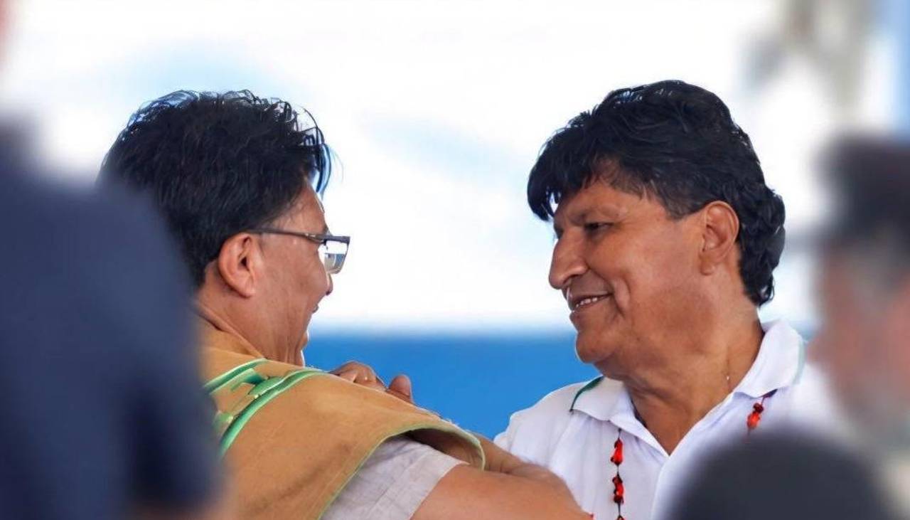 Niltón Condori abraza a Evo, lo llama “hermano” y se estrella contra García Linera y Paz en el ampliado evista 