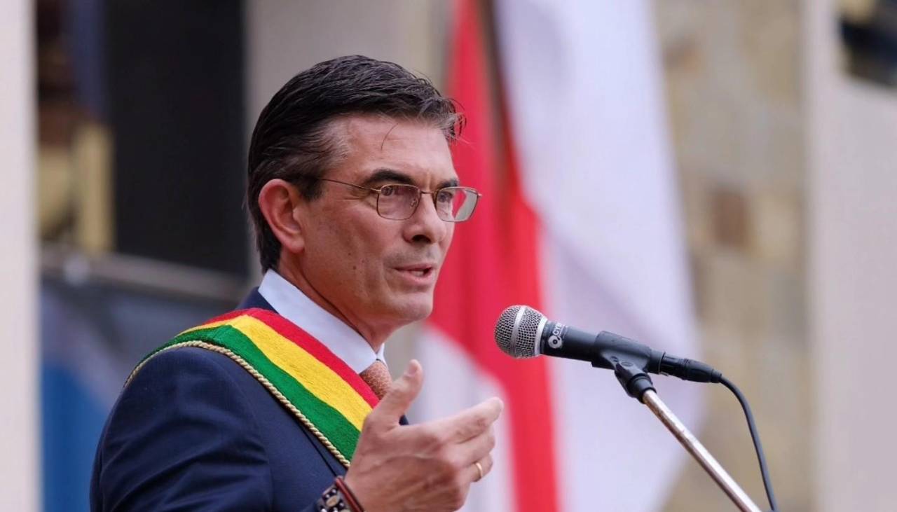 En medio de las movilizaciones, el presidente Rodrigo Paz le hablará al país 
