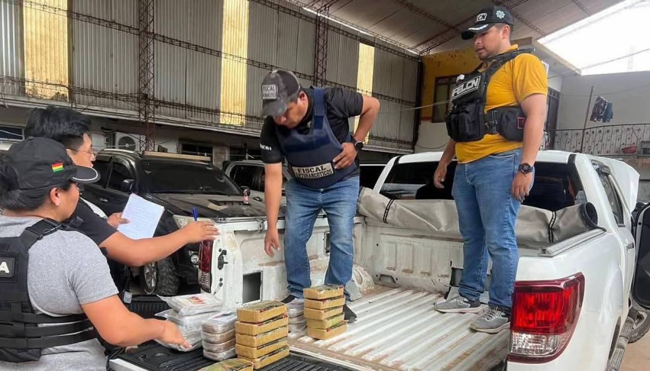 Santa Cruz: Tras una persecución, incautan más de 170 kilos de droga en la carretera Bioceánica 