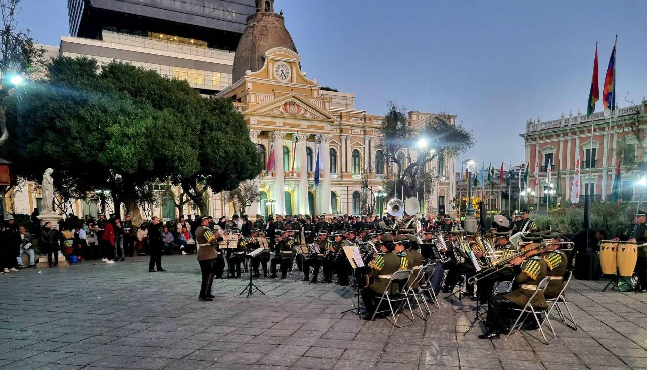 ¡Atención! Estos son los cortes de vías para este 15 de julio por el desfile de teas y la verbena en La Paz