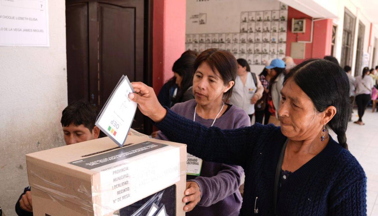 Elecciones: Las personas que no votaron el 17 de agosto no están inhabilitadas para la segunda, dice el vocal Ávila