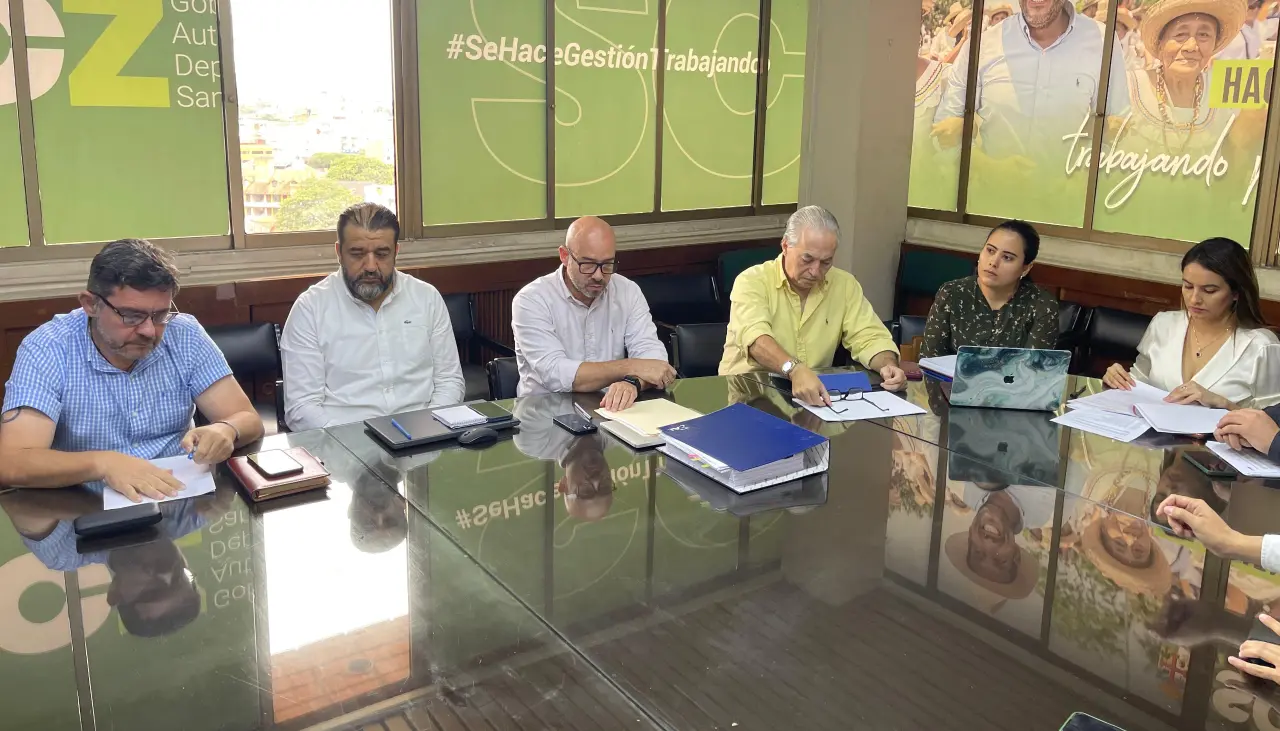 Inicia transición en la Gobernación de Santa Cruz con reunión de comisiones