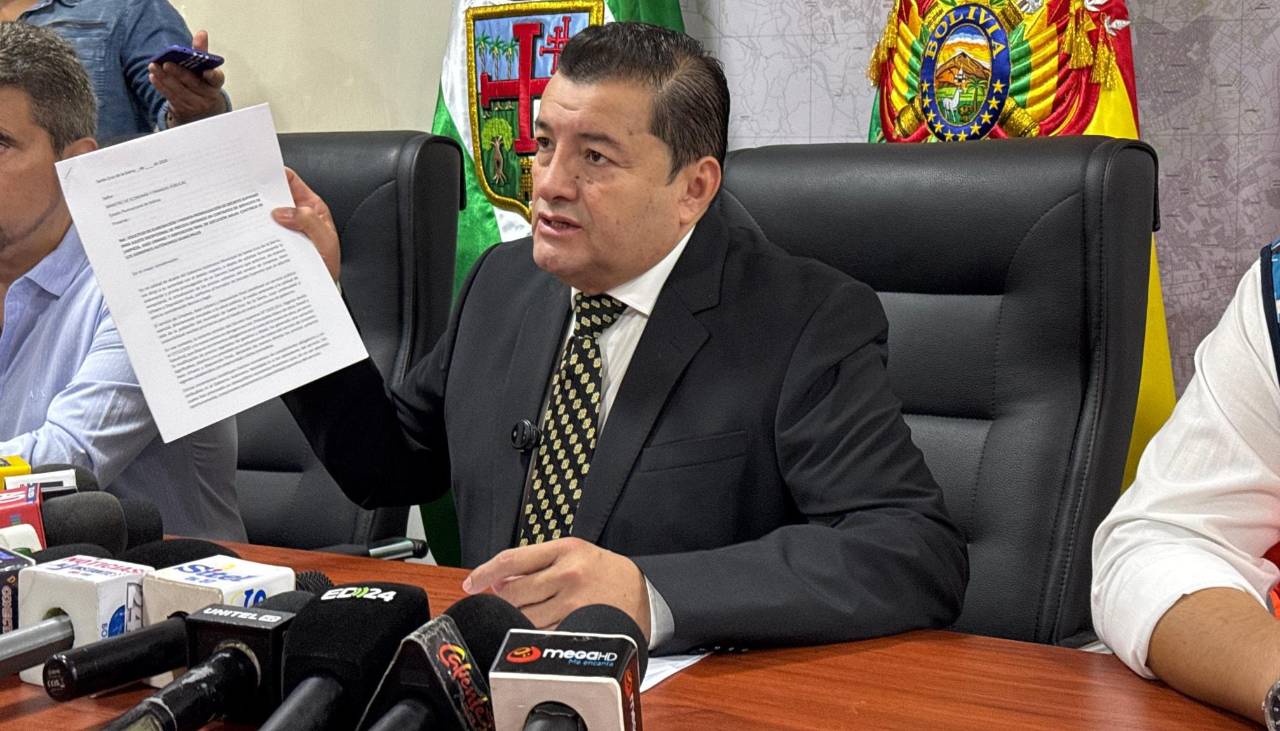 Caso Mutualista: Justicia fija fianza de Bs 100.000 y control judicial para el alcalde Jhonny Fernández