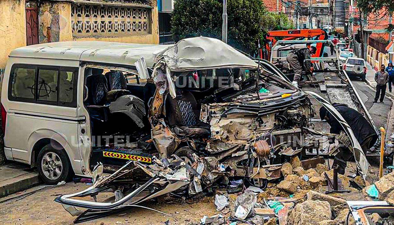 Era un vehículo de recojo de personal: Sube a dos la cifra de muertos en el trágico accidente de Sopocachi