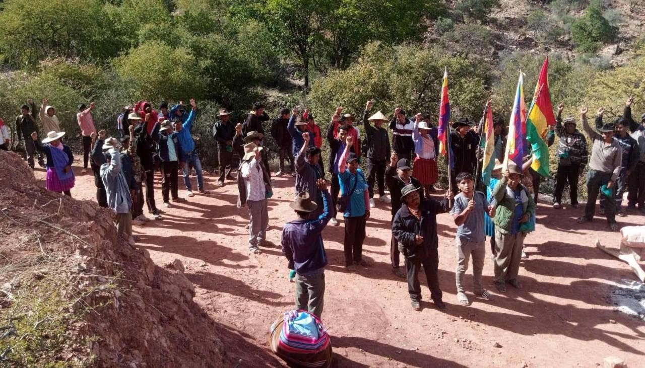Evistas dicen que sectores movilizados decidirán si harán la pausa humanitaria solicitada por Loza 