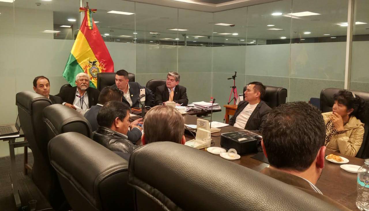 El crédito del Banco Mundial de $us 200 millones pasa al pleno de Diputados; es para reponer el pago del Pepe I y un censo social