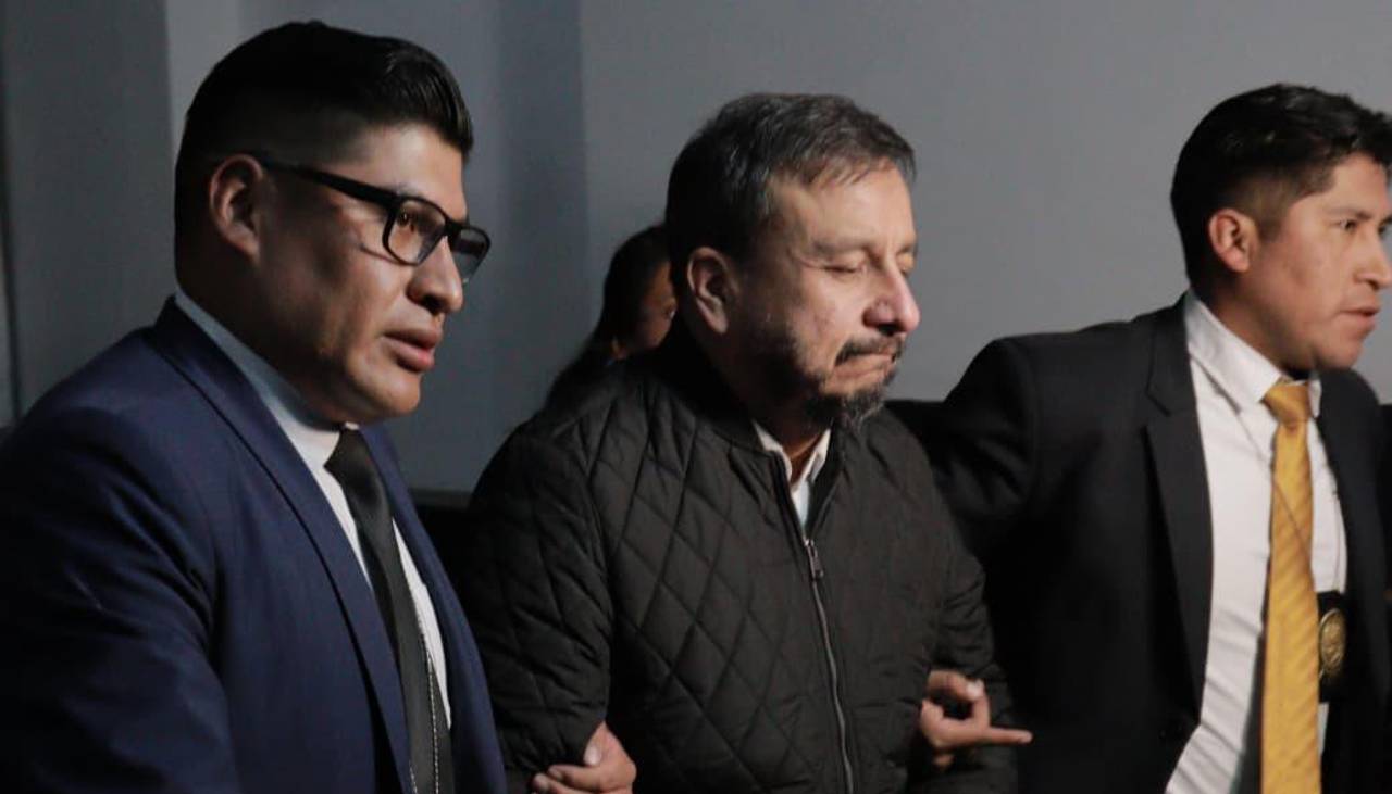 Gasolina: Con el respaldo del Gobierno, Medinaceli espera la decisión del juez al pedido de cárcel de la Fiscalía