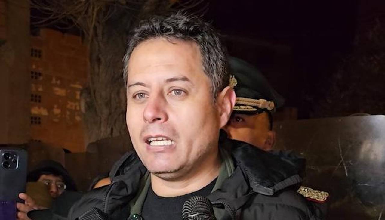 Lara atribuye explosiones en Viacha a una supuesta “mala manipulación” de granadas y cuestiona tareas que se realizan