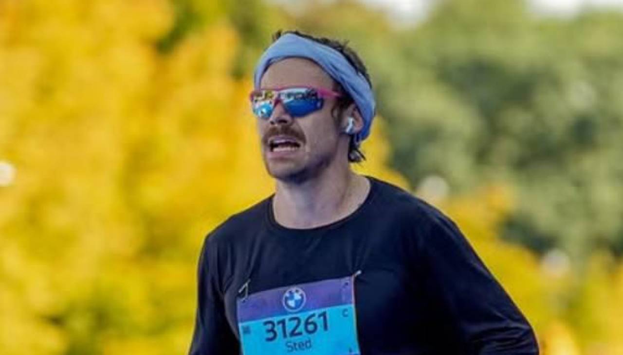 Harry Styles corre el Maratón de Berlín en tres horas