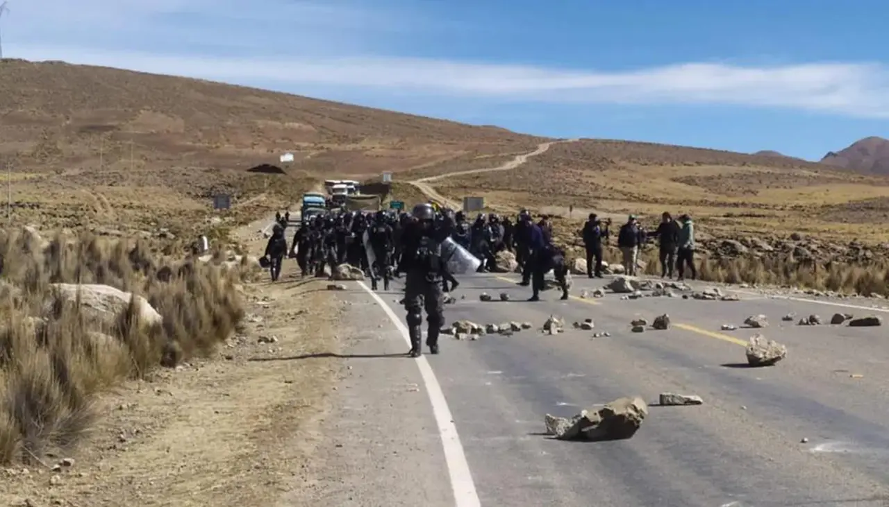 Violenta jornada en Llallagua deja a dos policías muertos y otro en terapia intensiva, herido de gravedad