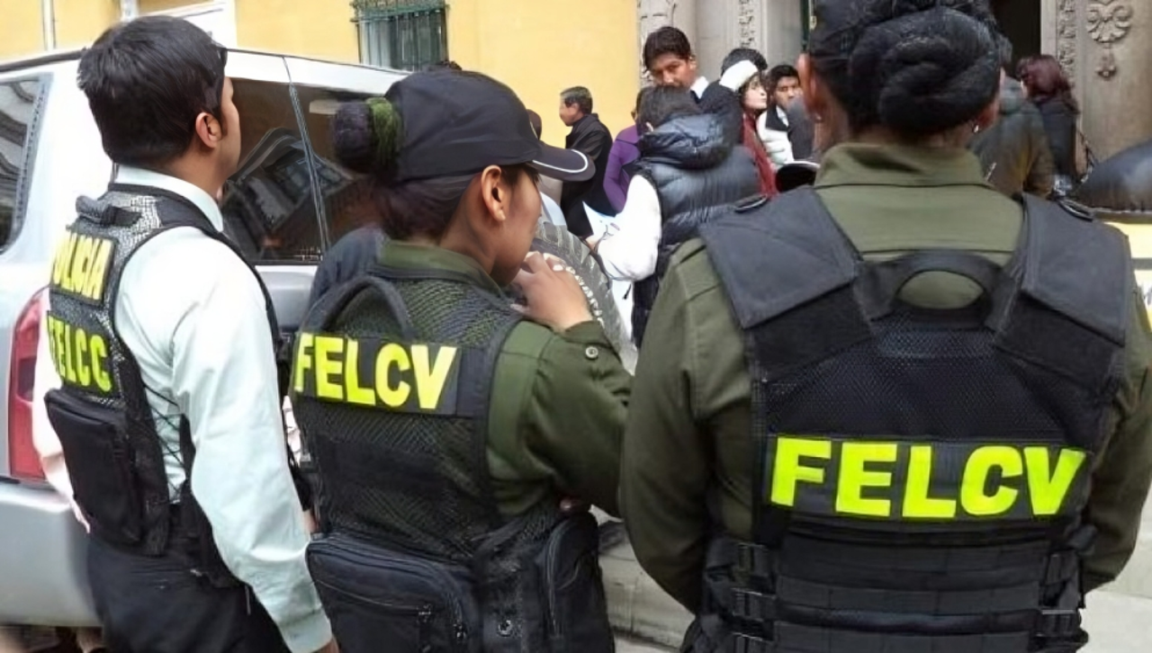 Un hombre borracho rompe una botella de vidrio y ataca a su pareja; la víctima está hospitalizada