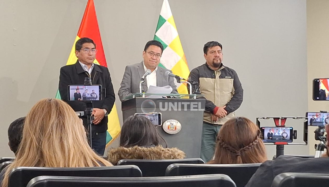 Gobierno no habla de derogación de disposición de decomisos del PGE y convoca por separado a sectores movilizados