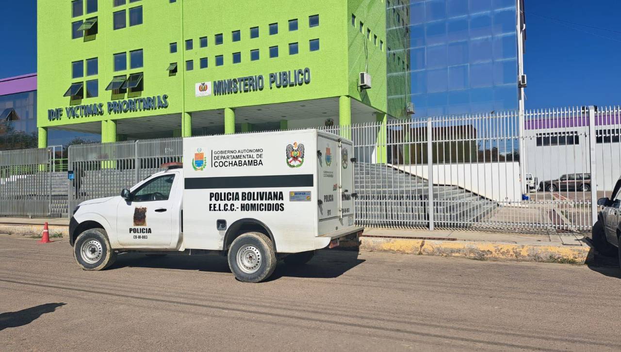 Dueños de vivienda escucharon una discusión entre el policía y su pareja y luego disparos, revela el SLIM