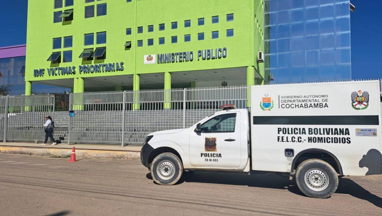 Autopsia revela que mujer hallada en un inmueble murió por broncoaspiración y hemorragia