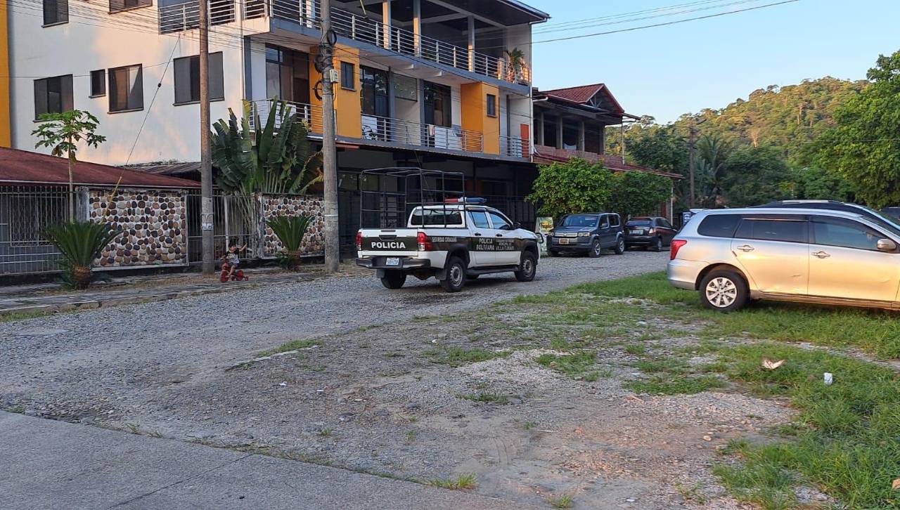Hallan el cuerpo de un hombre con un disparo en la cabeza y en estado de descomposición en Villa Tunari