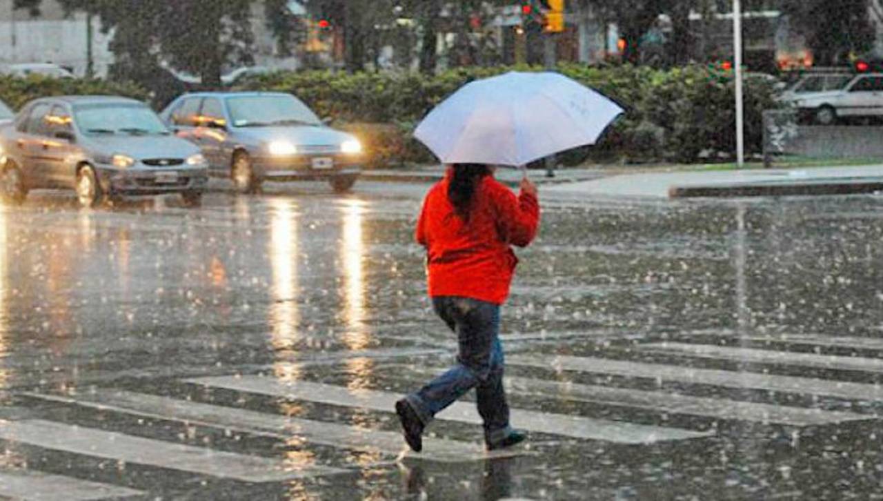 Intensas lluvias provocan tres muertes e inundaciones en Venezuela
